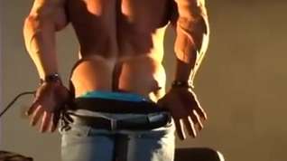 Online film Str8 angry daddy bodybuilder stroke