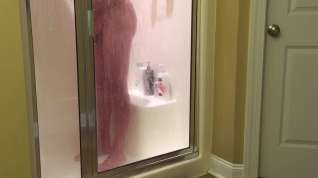 Online film Quick shower and leg shaving.