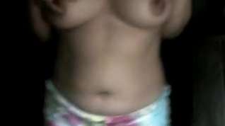 Online film Amateur Chinese slut shows big tits on webcam