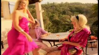 Online film Sexy tranny in pink dress fucks with guy and girl outdoors