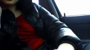 Online film Hot Tgirl in car jerking