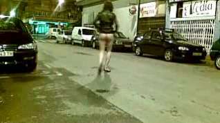 Online film Half-Nude Tranny In The Street