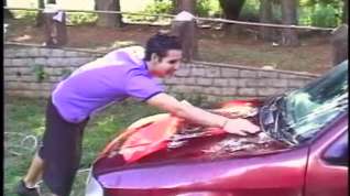 Online film Car washing turns hot outdoor sex