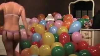 Online film Sarahs Balloon Burst