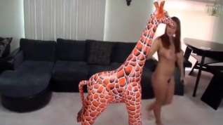Online film Giraffe Pop