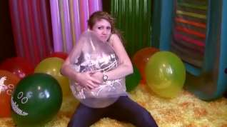 Online film Squeeze balloons