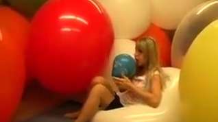 Online film Im Balloon Girl