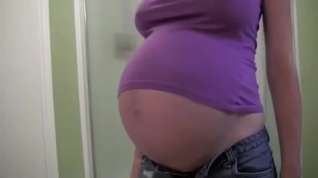 Online film A 21 yr old Pregnant Wearing Her Clothes