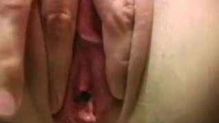 Online film Blonde toilet masturbation