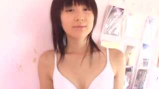 Online film NAKAMURA Miu puts off her school uniform
