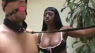 Online film Ebony BBW anal sex with her submissive male