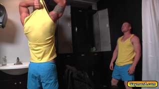 Online film Gay team mates sucks dick and anal fuck in the shower room