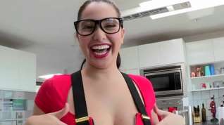 Online film Busty Babe Show Her Huge Boobs In-front Of Her Boyfriend