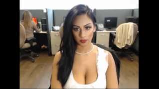 Online film Amazing Webcam Girl Flashing At Office