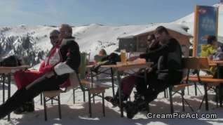 Online film Tanned brunette gets anal creampie on skiing holiday