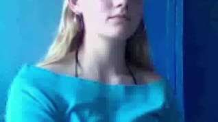 Online film Dutch Blonde Having Fun On Her Webcam