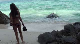 Online film Abbey in sex on the beach video featuring a slutty girl