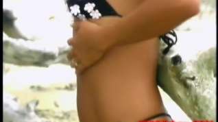 Online film amazing indian beauty on the beach