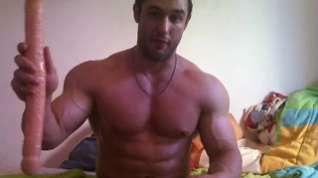 Online film Amateur - Hunk goes deep with his toy.