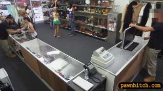 Online film Black BF pawning her girlfriends pussy at the pawnshop