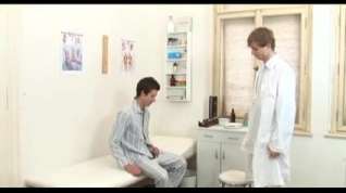 Online film Kinky doc and his patient in gay anal action