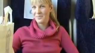 Online film  immature busted blowing on the train