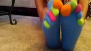 Online film Amateur immature Toe Socks and Bare Feet