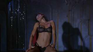 Online film Demi Moore,Rena Riffel in Striptease (1996)