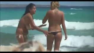 Online film Lesbians on nudist beach