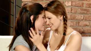 Online film Lovely Lesbians
