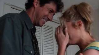 Online film Charlotte Ross,Dedee Pfeiffer in A Kiss So Deadly (1996)