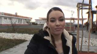 Online film Wet and wild public blowjob