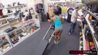 Online film Woman pawns pussy to sell gym equipment to the pawnshop owner athis office