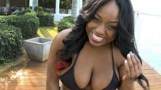 Online film Banging out Jada Fire