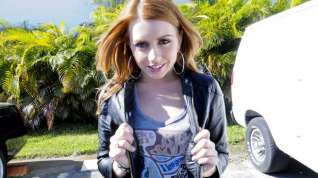 Online film Lexi Belle does the tugging 'round here