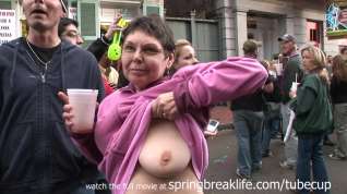 Online film SpringBreakLife Video: Mardi Gras Girls