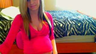 Online film blonde preggo girl in webcam