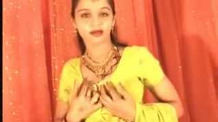 Online film Hawt Northindian B Grade Actress Expose Her Bra Buddies & Love Tunnel