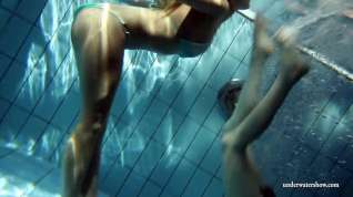 Online film UnderwaterShow Video: Zuzana and Lucie