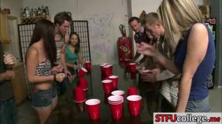 Online film Teen students play flip cup and have sex