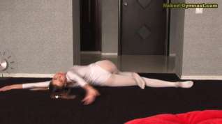 Online film Margaret - Gymnastic Video part 2