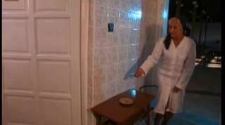 Online film Slim unshaved granny - crapper woman in Hungary