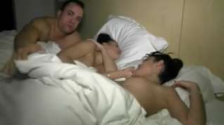 Online film Hot Threesome in Hotel Room