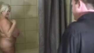 Online film Granny in the Shower Fucking