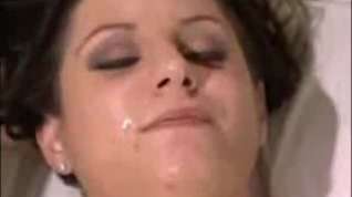 Online film Ariana takes many loads in her throat