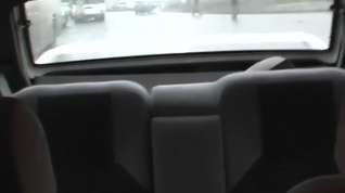 Online film Voyeur camera shoots nasty action in the taxi car