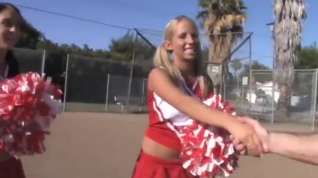 Online film Ashley and Stephanie Learn The Secret Cheer