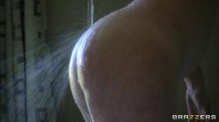Online film Big Wet Butts: Ass Fuck In The Bath