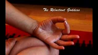 Online film Little Mutt Video: Red - The Reluctant Goddess