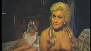 Online film Blonde retro lesbian sluts kissing and licking cunts